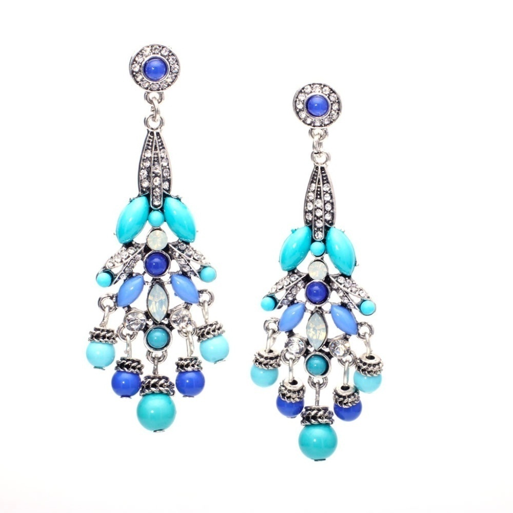 Last 1! Charm crystal dangle earrings